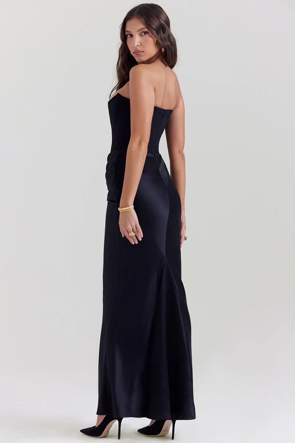 Lång Bandeau Satinklänning – Elegant (Röd, Vit, Svart)